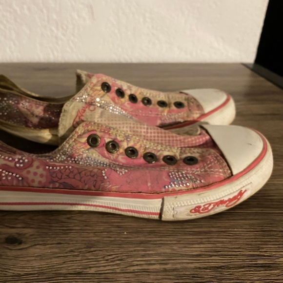 Pink Ed hardy converse style shoes - Picture 1 of 3
